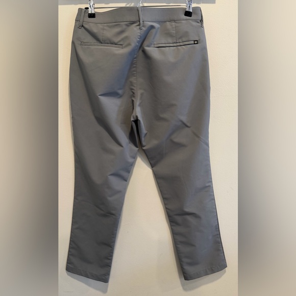 2 Pairs of Banana Republic Men's Pants 34x30 Black and Gray - Picture 5 of 6